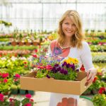 Cincinnati gardeners shopping for plants at Natorp’s Nursery Outlet